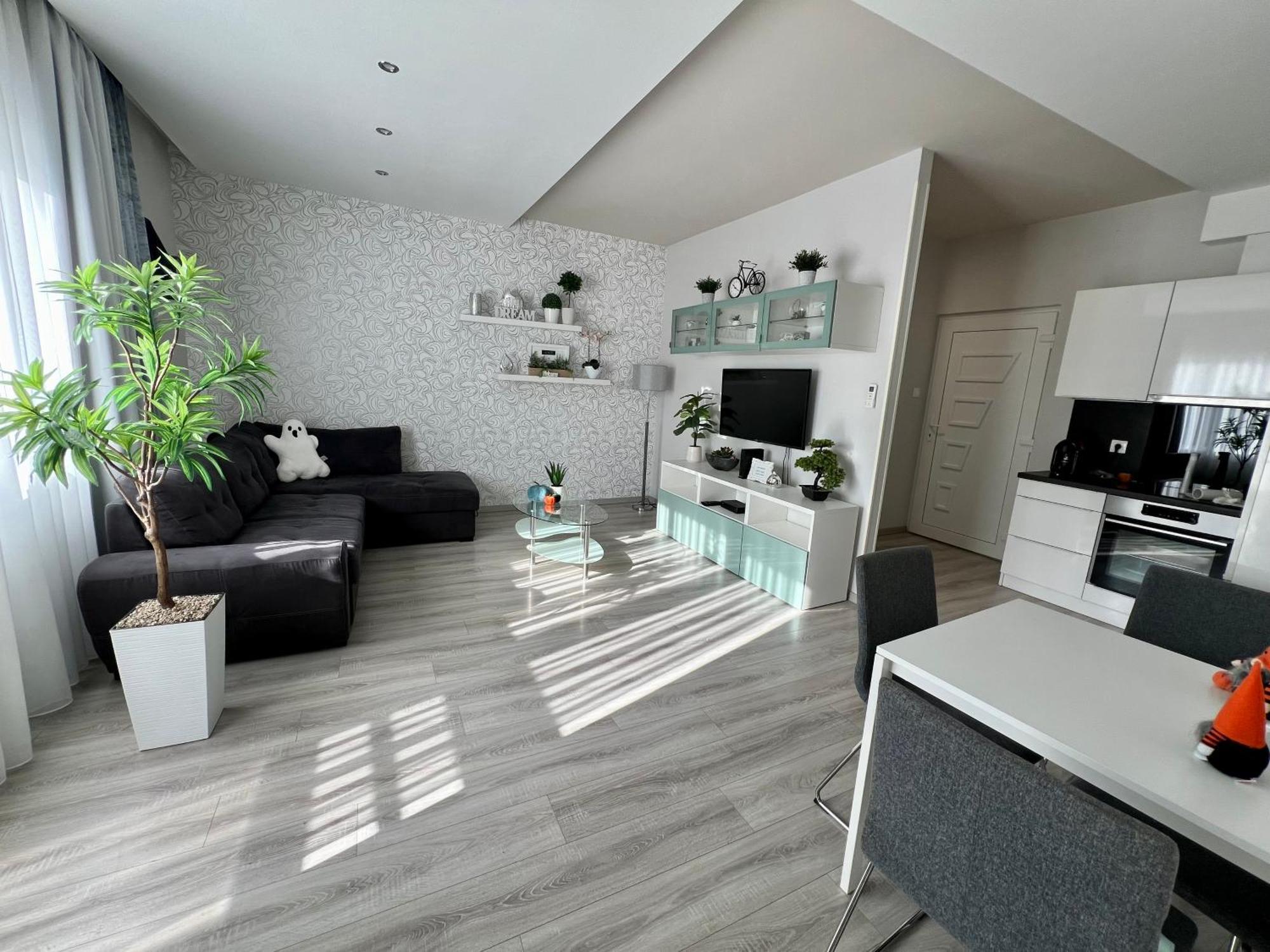 Downtown Dream Apartmans แซแก็ด ภายนอก รูปภาพ