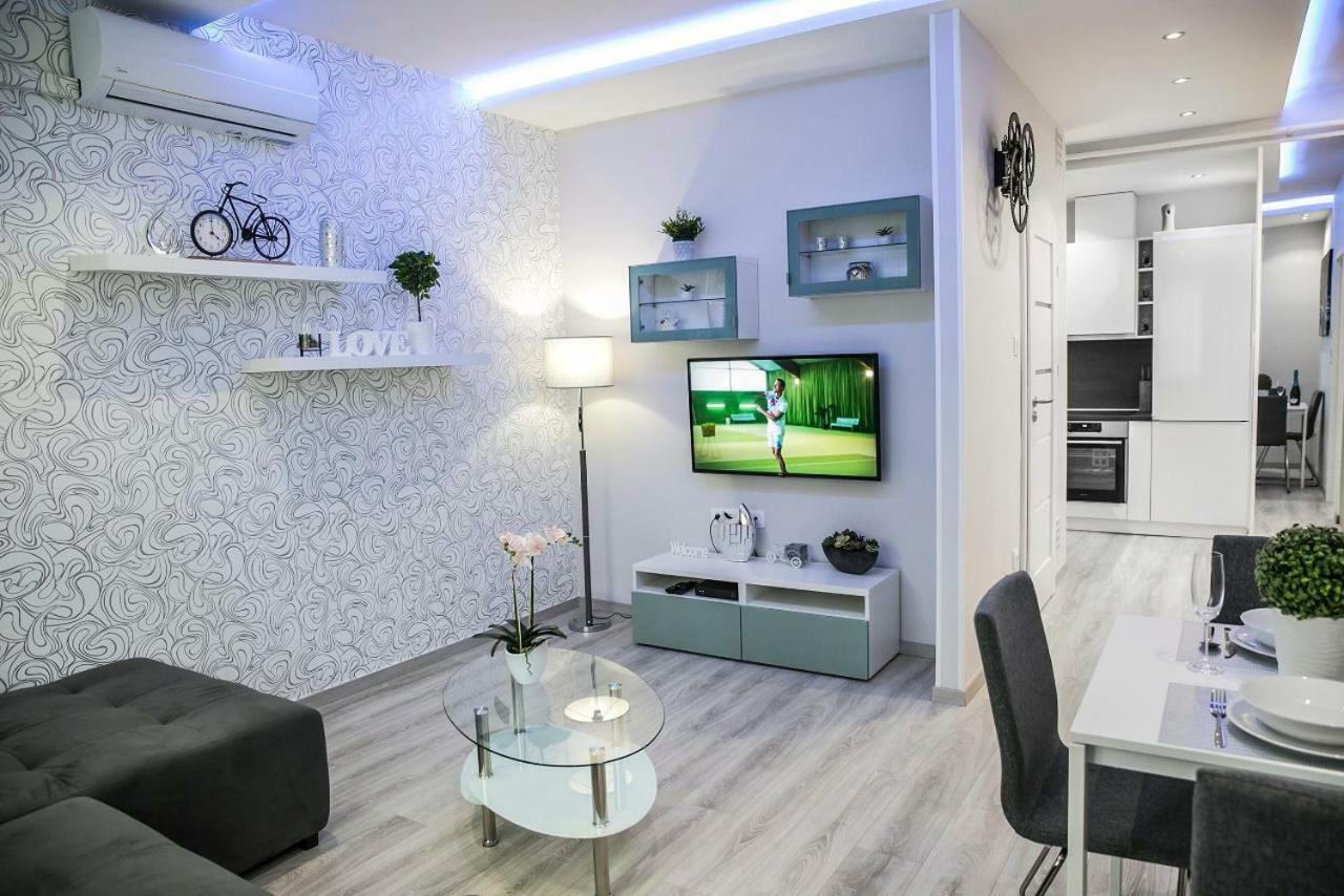 Downtown Dream Apartmans แซแก็ด ภายนอก รูปภาพ