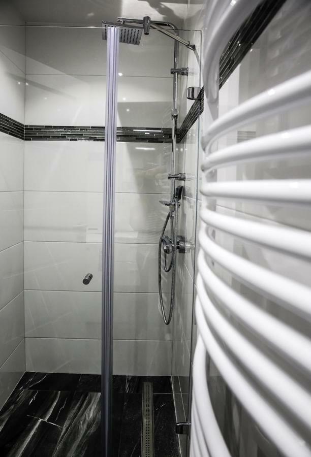 Downtown Dream Apartmans แซแก็ด ภายนอก รูปภาพ