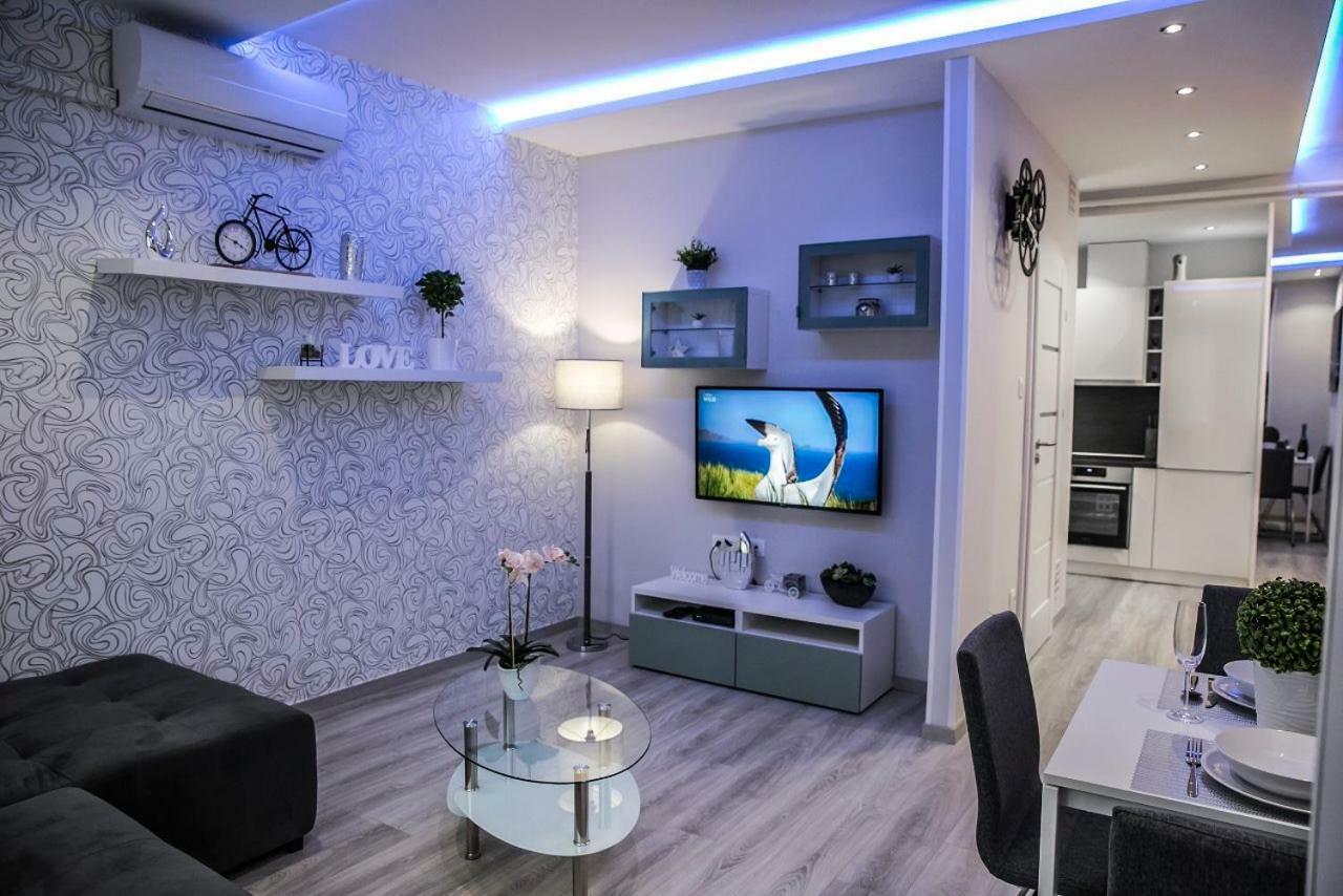 Downtown Dream Apartmans แซแก็ด ภายนอก รูปภาพ